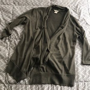 Olive Green open sweater 🖤